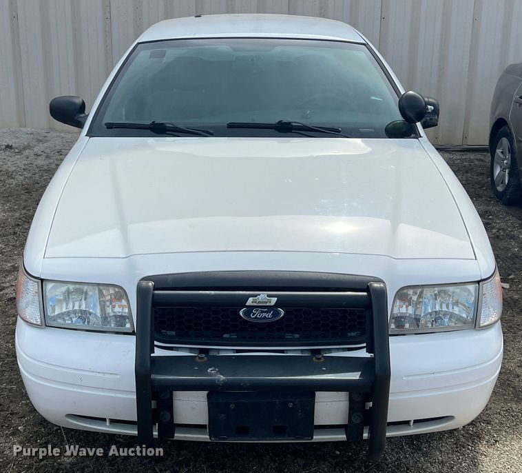 image for item KR9586 2009 Ford Crown Victoria Police Interceptor