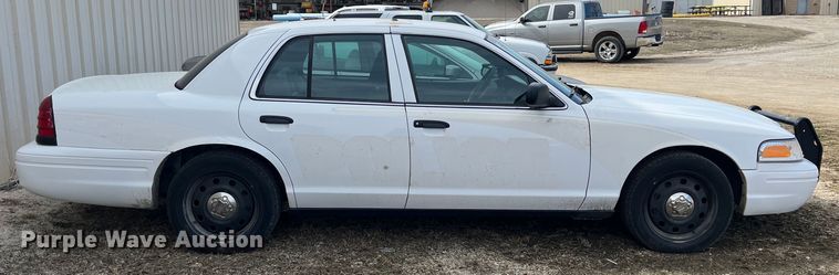 image for item KR9586 2009 Ford Crown Victoria Police Interceptor