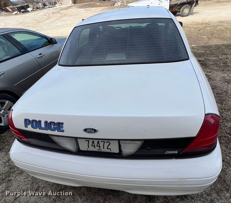 image for item KR9586 2009 Ford Crown Victoria Police Interceptor