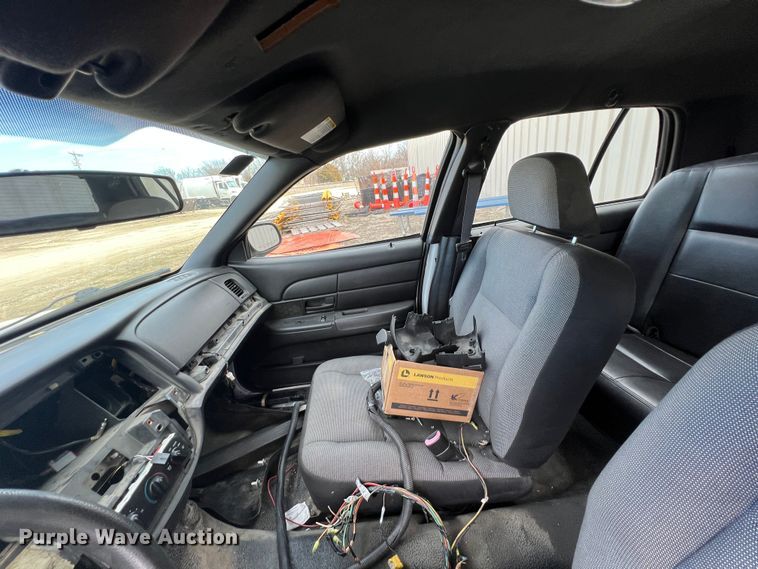 image for item KR9586 2009 Ford Crown Victoria Police Interceptor