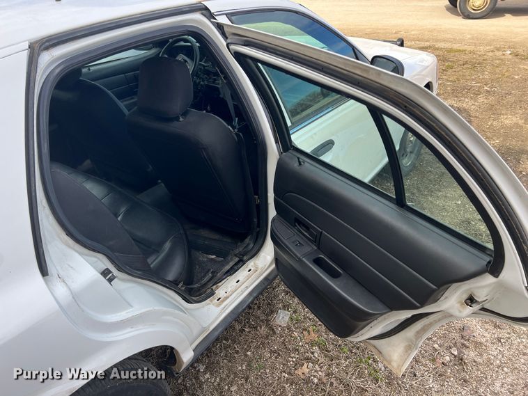 image for item KR9586 2009 Ford Crown Victoria Police Interceptor