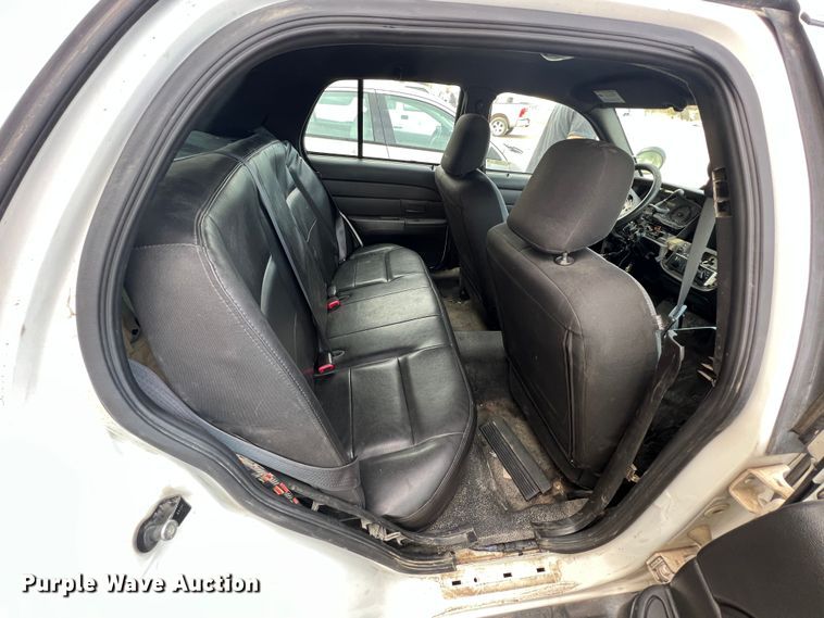 image for item KR9586 2009 Ford Crown Victoria Police Interceptor