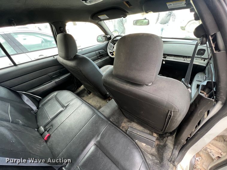 image for item KR9586 2009 Ford Crown Victoria Police Interceptor