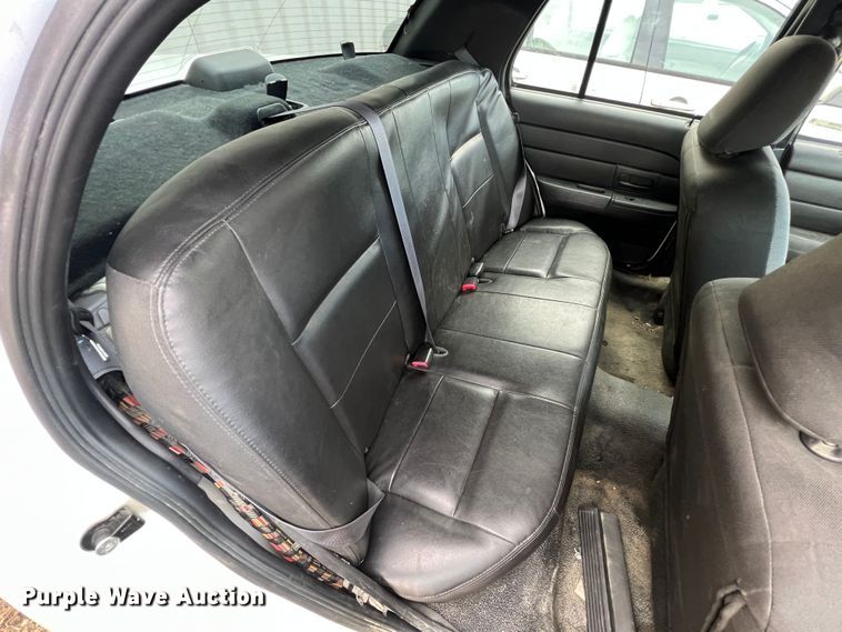 image for item KR9586 2009 Ford Crown Victoria Police Interceptor