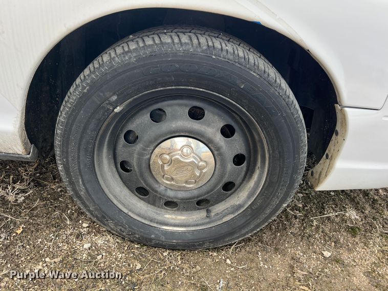 image for item KR9586 2009 Ford Crown Victoria Police Interceptor