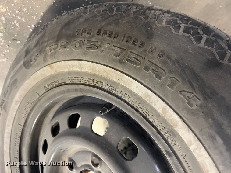 image for item KR9587 (7) tires