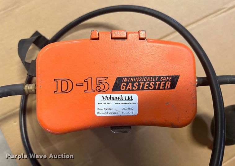 image for item KR9588 Mohawk D-15  gas detector