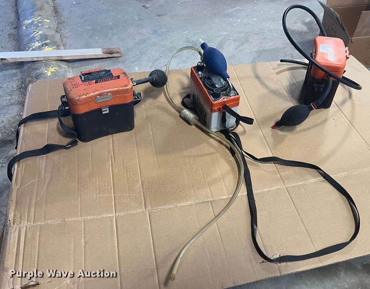 image for item KR9588 Mohawk D-15  gas detector