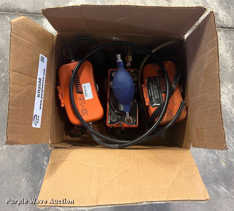 image for item KR9588 Mohawk D-15  gas detector