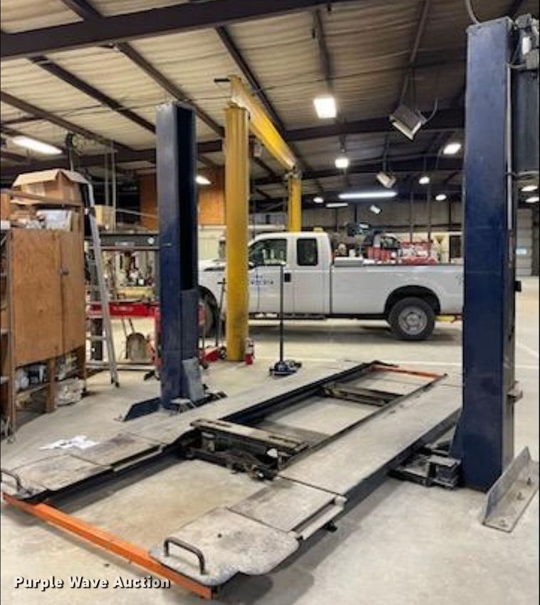 image for item KR9590 VBM 20000  automotive lift