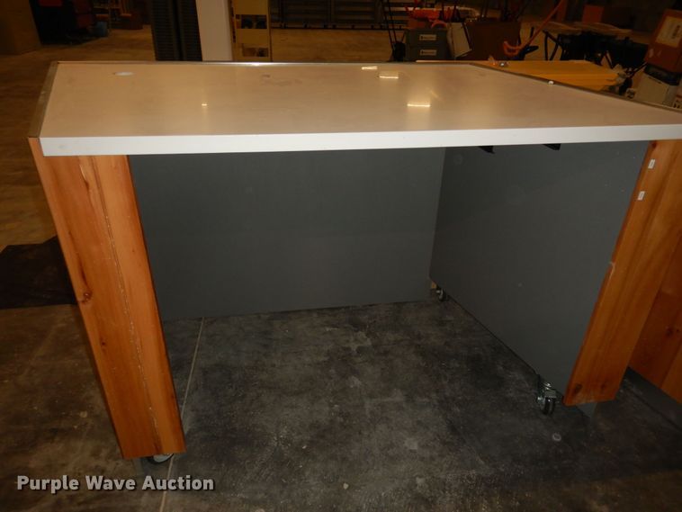 image for item KS9416 Welcome center station