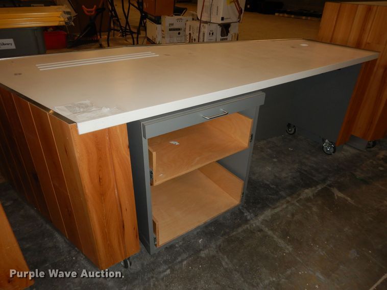 image for item KS9416 Welcome center station