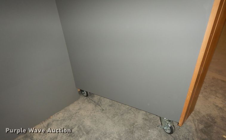 image for item KS9416 Welcome center station