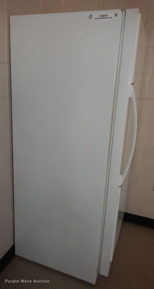 image for item KS9459 2003 Whirlpool EL7ATRRMQ02  refrigerator