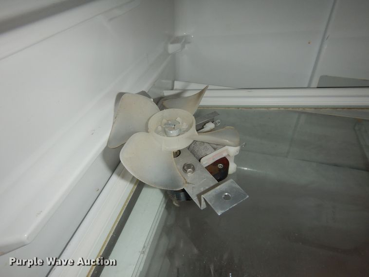 image for item KS9459 2003 Whirlpool EL7ATRRMQ02  refrigerator