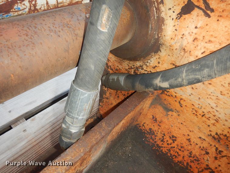 image for item KS9542 (2) excavator attachments