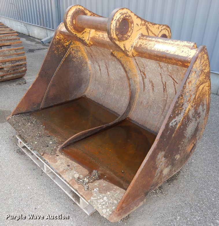 image for item KS9543 John Deere  excavator bucket