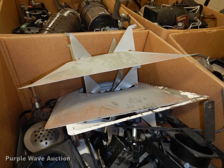 image for item KS9552 (7) pallets of stage lighting equipment