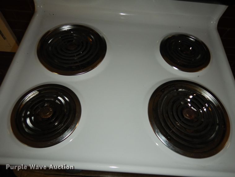 image for item KS9557 (2) electric ranges