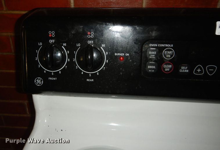 image for item KS9557 (2) electric ranges