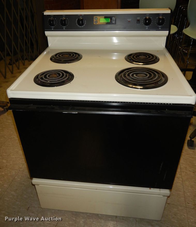 image for item KS9557 (2) electric ranges