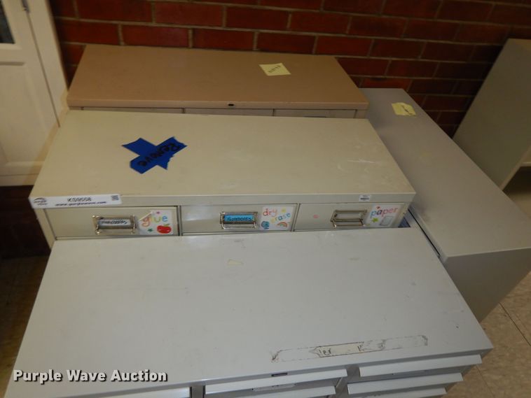 image for item KS9558 (6) metal cabinets