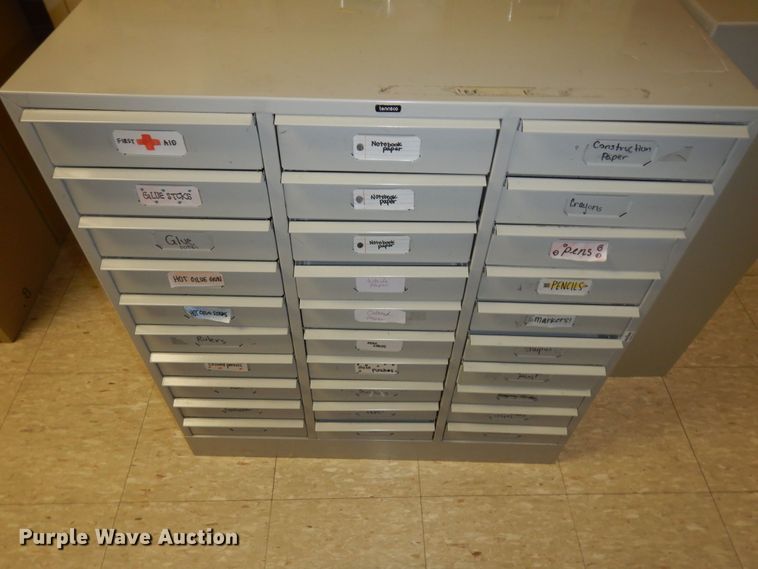 image for item KS9558 (6) metal cabinets