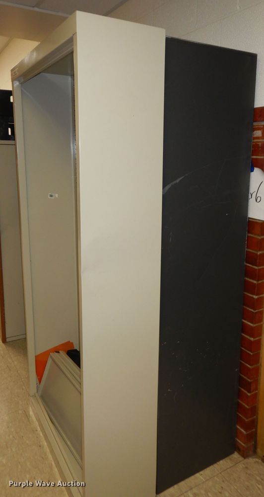 image for item KS9559 (5) metal cabinets