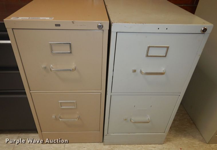 image for item KS9560 (6) metal file cabinets