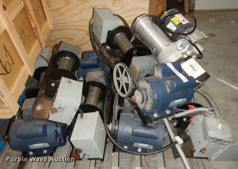 image for item KS9565 (7) basketball goal electric motors