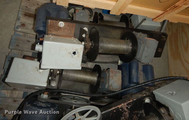 image for item KS9565 (7) basketball goal electric motors