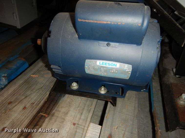 image for item KS9565 (7) basketball goal electric motors