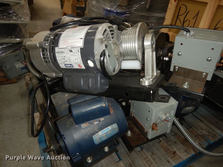 image for item KS9565 (7) basketball goal electric motors