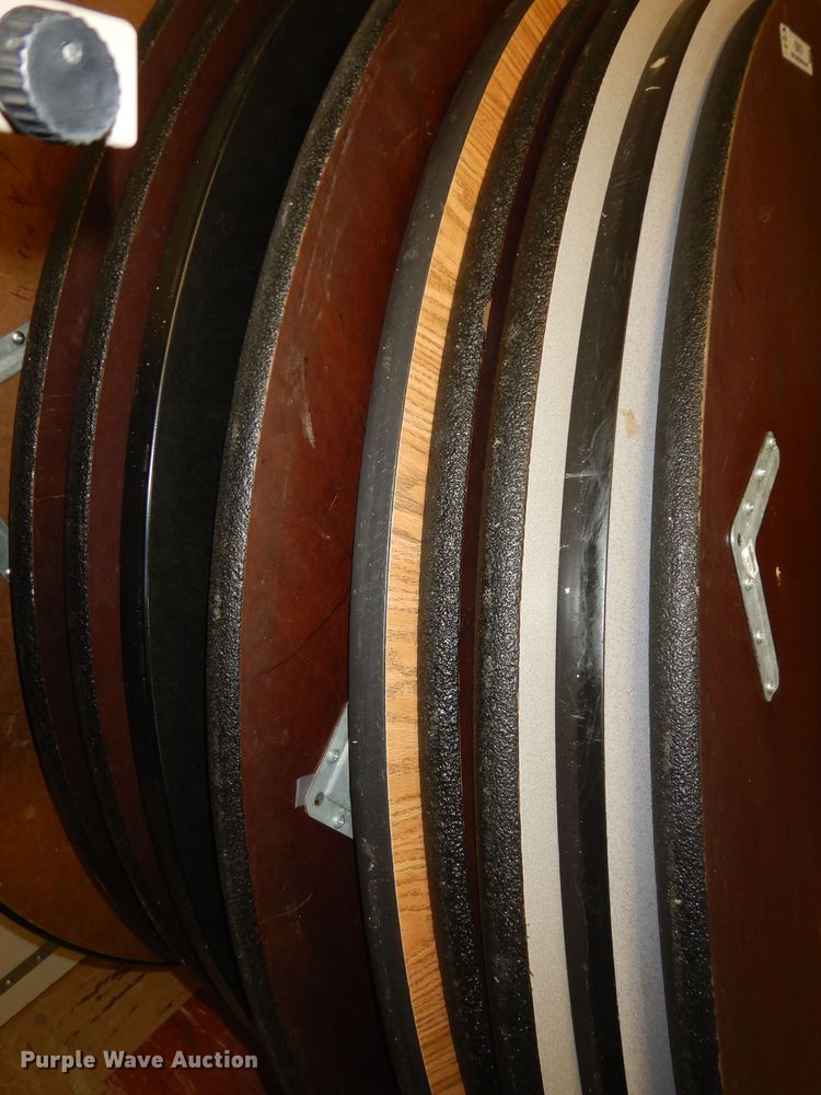 image for item KS9570 (14) round tables