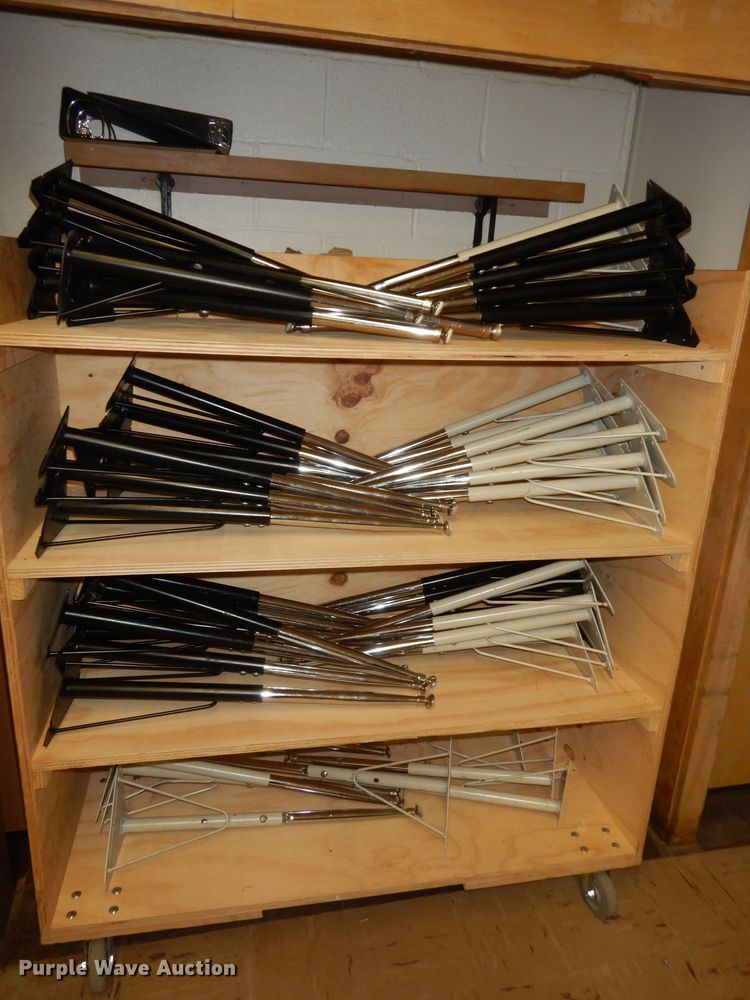 image for item KS9570 (14) round tables