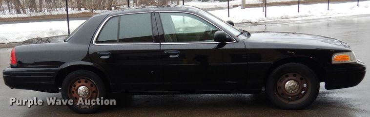 image for item KU9759 2011 Ford Crown Victoria Police Interceptor
