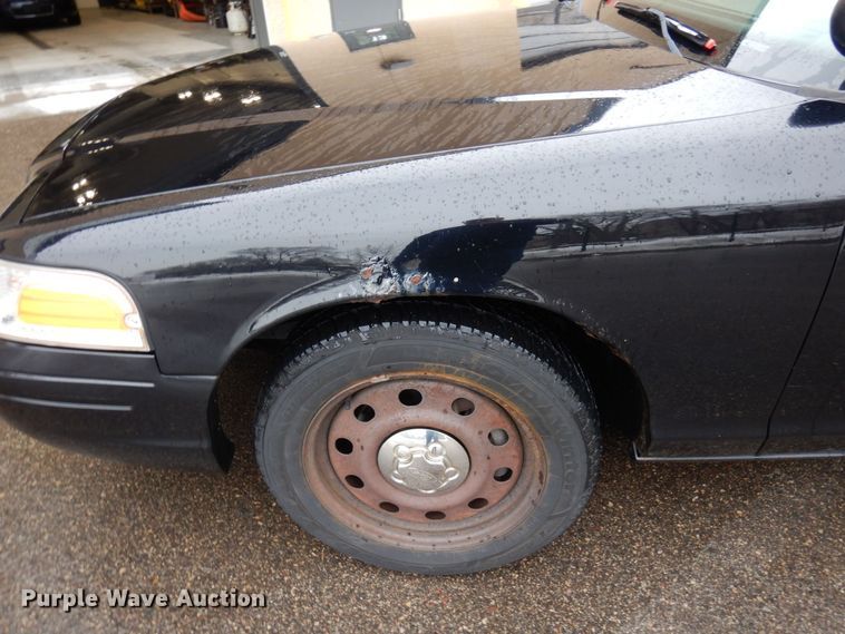 image for item KU9759 2011 Ford Crown Victoria Police Interceptor