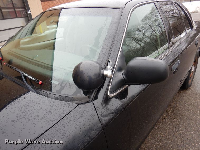 image for item KU9759 2011 Ford Crown Victoria Police Interceptor