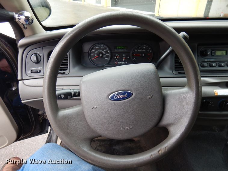 image for item KU9759 2011 Ford Crown Victoria Police Interceptor