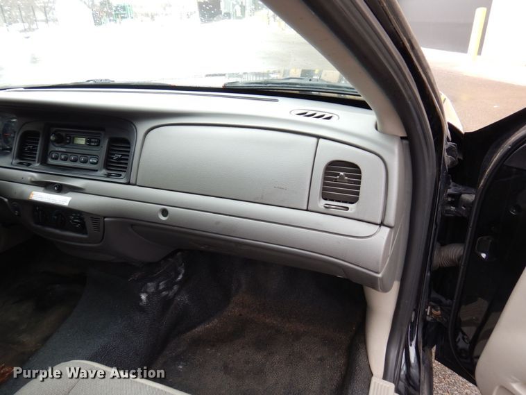 image for item KU9759 2011 Ford Crown Victoria Police Interceptor