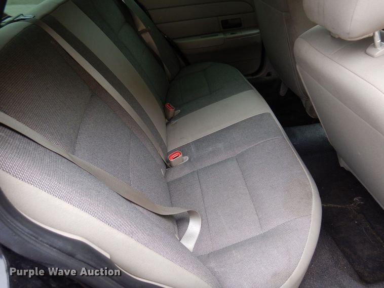 image for item KU9759 2011 Ford Crown Victoria Police Interceptor