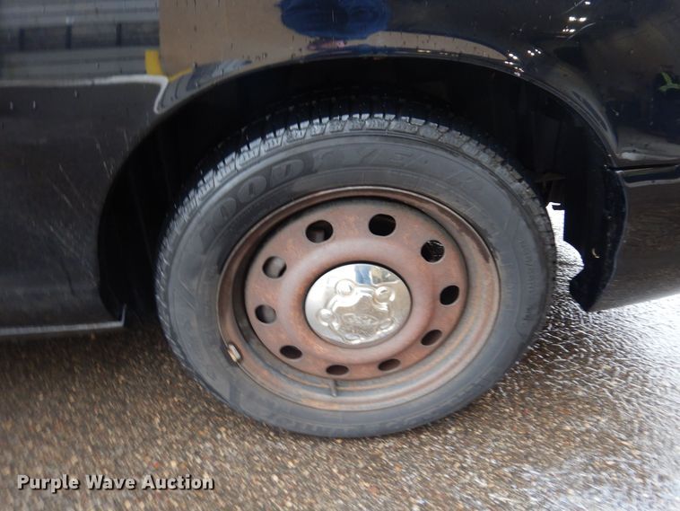 image for item KU9759 2011 Ford Crown Victoria Police Interceptor