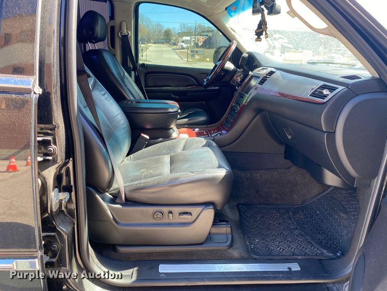 image for item KV9693 2007 Cadillac Escalade  SUV