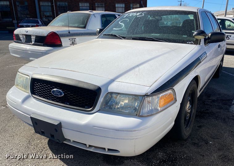 image for item KV9698 2011 Ford Crown Victoria Police Interceptor