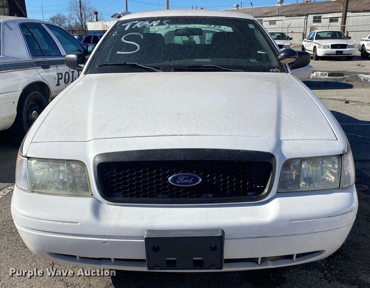 image for item KV9698 2011 Ford Crown Victoria Police Interceptor