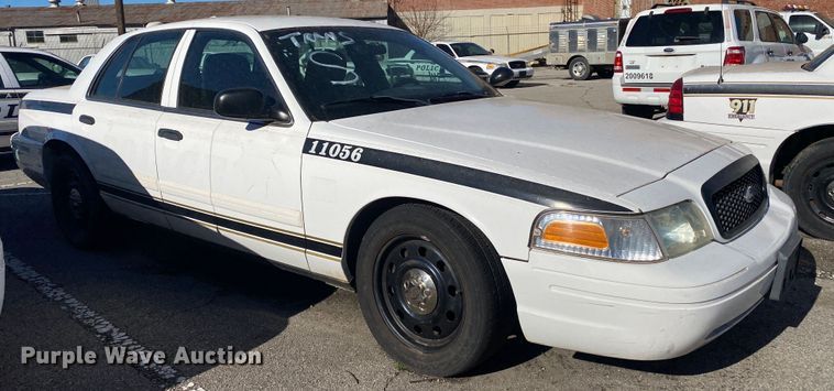 image for item KV9698 2011 Ford Crown Victoria Police Interceptor