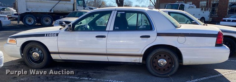 image for item KV9698 2011 Ford Crown Victoria Police Interceptor