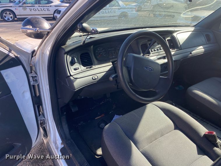 image for item KV9698 2011 Ford Crown Victoria Police Interceptor