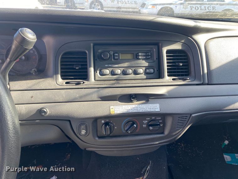 image for item KV9698 2011 Ford Crown Victoria Police Interceptor