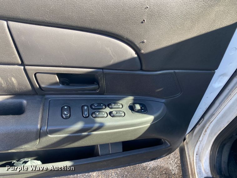 image for item KV9699 2005 Ford Crown Victoria Police Interceptor